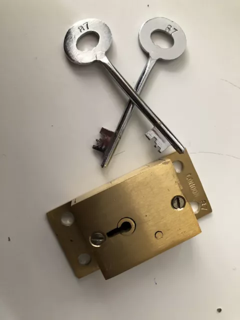 Buzón Cerradura Regordo Estilo Lock And 2 Llaves - Repuesto Piezas para Real 2