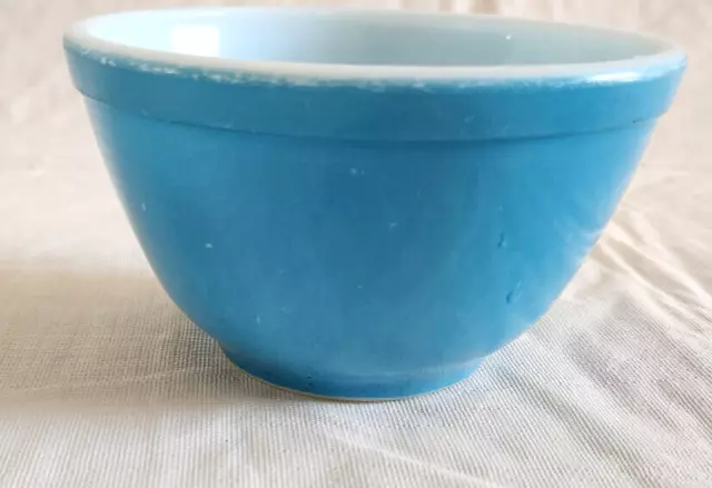 😃Vintage 1940s Pyrex Primary Blue Mixing Bowl No Number 1 1/2 Pint T M Reg Mark