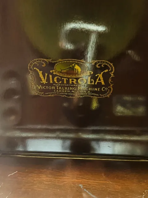 victrola record player vintage