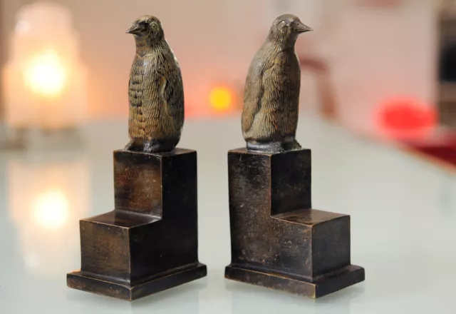 Paire de Serres livres Art Deco - Sculptures Pingouins - Bronze creux.