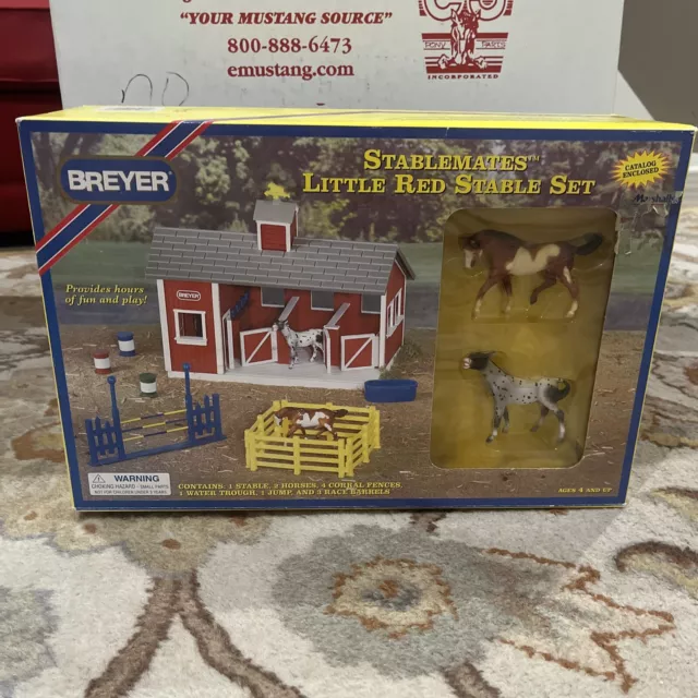 Vintage Breyer Horses Stablemates- Little Red Stable Set-SEALED IN BOX