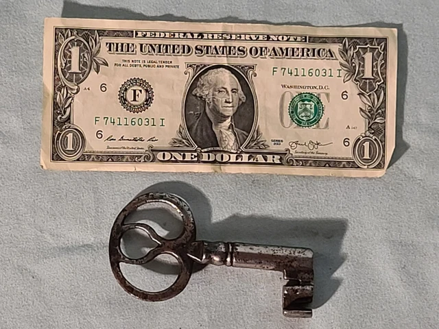 Large 3 1/2"  Wrought Iron Antique  Key, 18th / 19th Century (?), #8/10