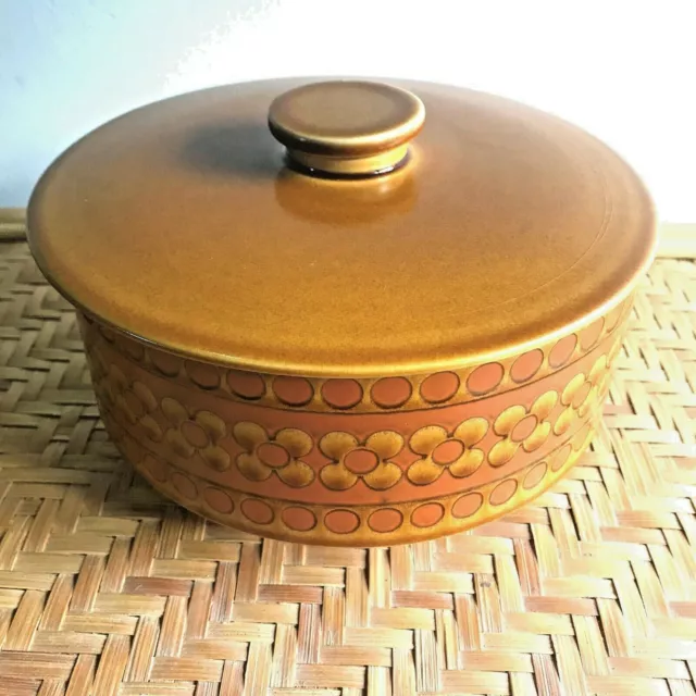 Hornsea Saffron Covered Dish Casserole Serving Dish with Lid