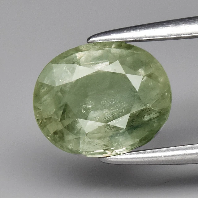 1.78ct 7.6x6.3mm Oval Green Sapphire Madagascar, Heated