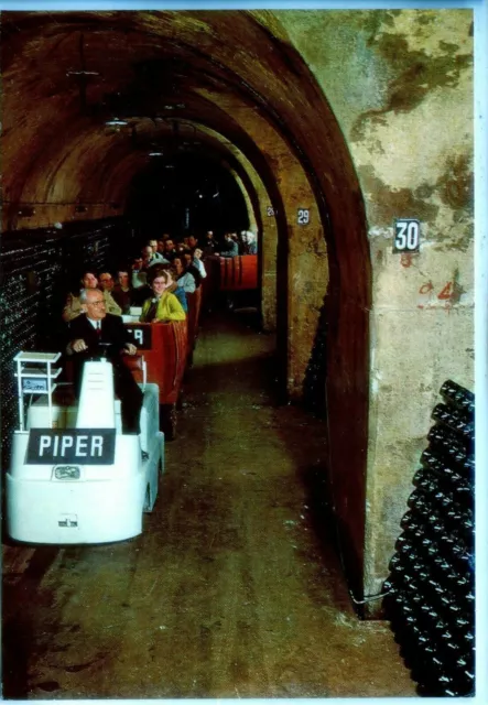 CP 51 Marne - Reims - Champagne Piper-Heidsieck - Caves - b