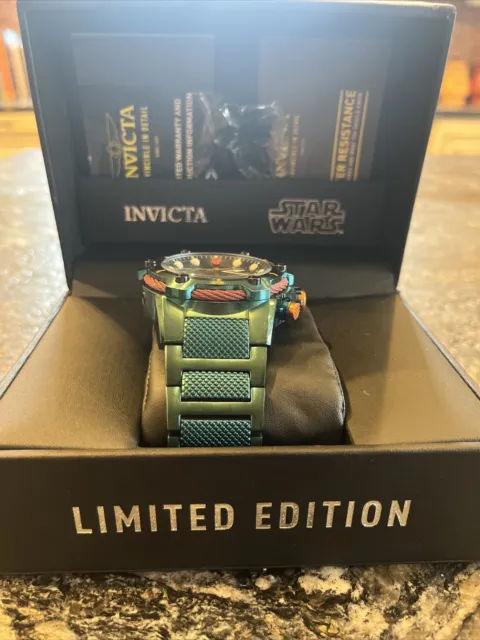 Invicta Boba Fett Model 27113Limited Edition 298/1977 Star Wars Watch