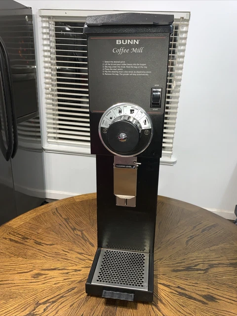 BUNN G3 Precision 3 lbs Burr Coffee Grinder (22100.0000) - Black “NICE” BUNN G3 Precision 3 lbs Burr Coffee Grinder (22100.0000) - Black “NICE”