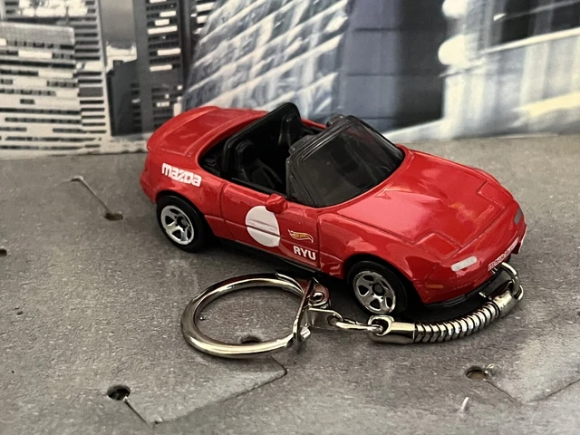 thumbnail image 2 of CHUNYAN 1/32 Mazda Miata MX-5 Alloy Model Car, Toy Car With Pullback, Removable Top, Blinking Lights, Toy Car With Sound And Bright Lights, Collectible Grade Gift For Kids (Red 2 of 11
