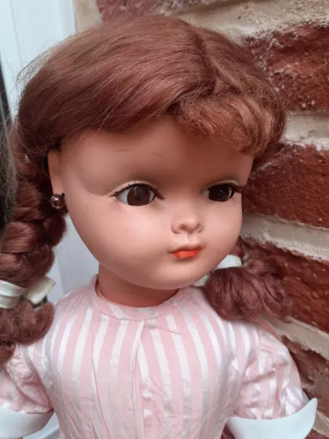 Poupée BELLA de 46 cm en RHODOID et ALKATENE HABITS D'ORIGINE avec  BO