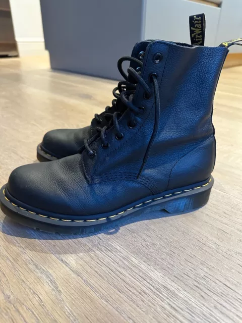 DR. MARTENS 1460 Pascal 8 Eye Size 7 Women s Boot Black soft