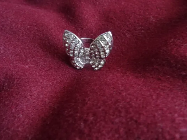 Silver tone butterfly statement ring with sparkling faux diamantes- size L
