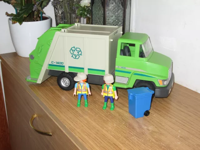 Playmobil green recycling truck top