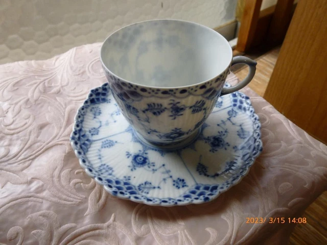 Royal Copenhagen Blue Fluted Full Lace