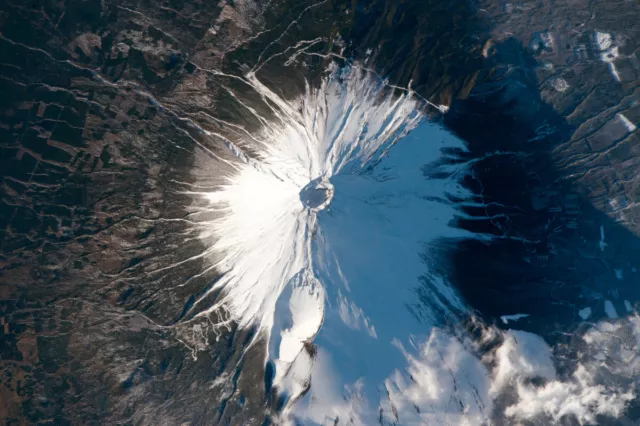 Monte Fuji Japón Pico Nieve Aéreo Satélite Foto Póster Impreso