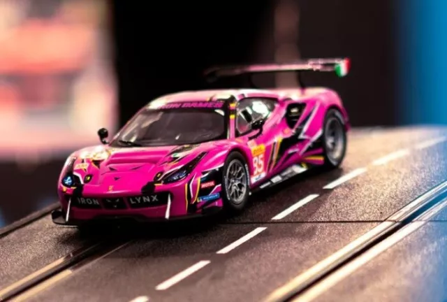 Carrera Evolution 27750 | Ferrari 488 GT3 | Iron Dames | No.85 | 1:32