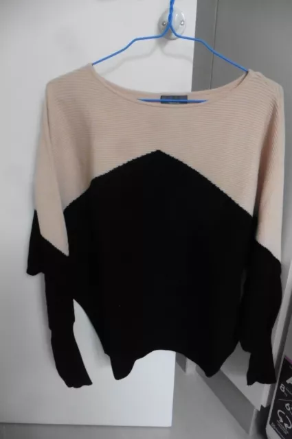 PULL FEMME YESSICA C A manches chauve souris noir et beige ecru Taille S 38 40 EUR 16 00 PicClick FR