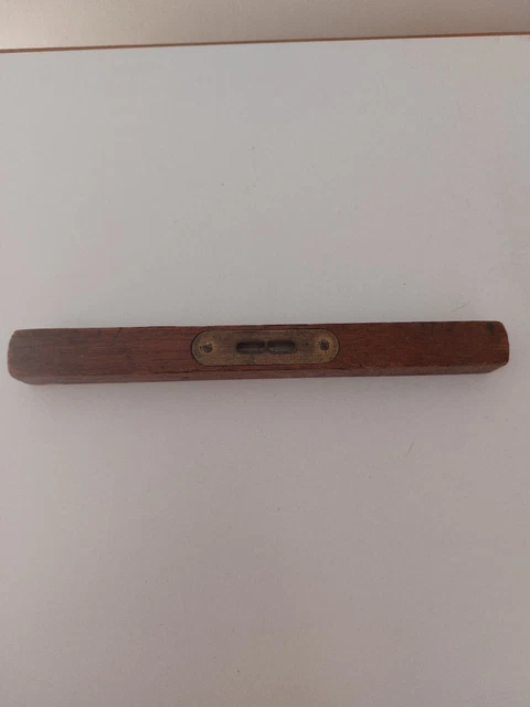 Ancien niveau en bois à bulles - Bricolage