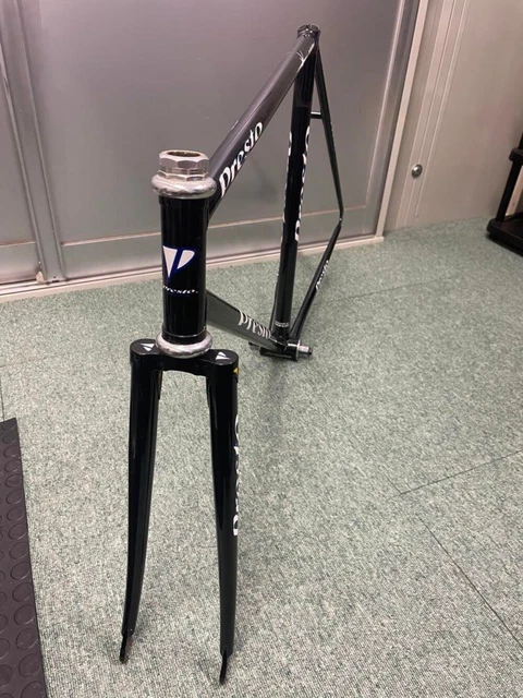 NJS bicycle race frame Color Black Top tube 520mm Seat tube 520mm Used [EMS]