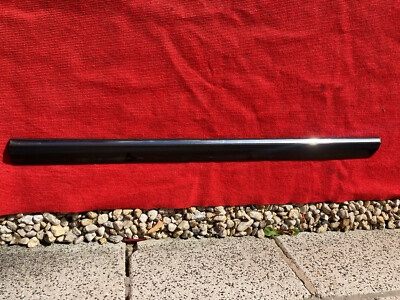 MERCEDES BENZ W123 front right passenger door bottom molding W 123 A £ ...