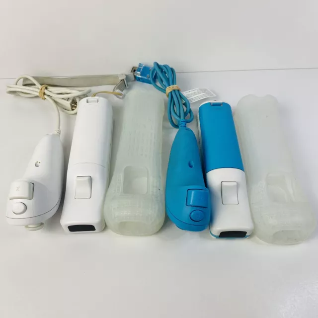 Nintendo Wii Lot Bundle: Console, 2 Remotes, Nunchucks & Game - Tested & Working 3