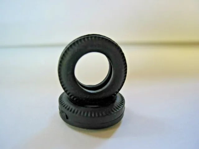 Really Useful Spares Repro Scalextric Tyre RUT11 FORMULA JUNIOR REARS    (2)