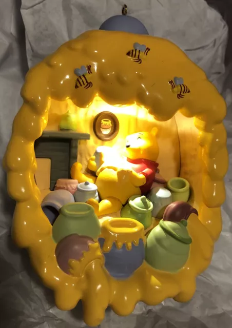 Hallmark 2019 Home Is Where The Honey Is Winnie The Pooh Magic Ornament New