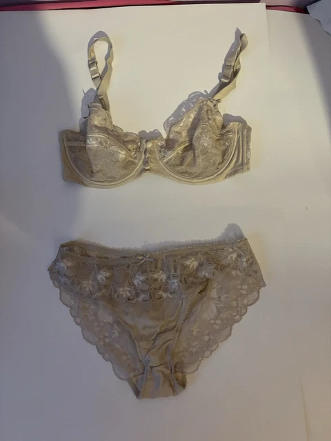 Soutien-gorge Bandeau Millesia - Taille 85C, Couleur Nacrée, Référence M5633, Neuf Avec étiquettes