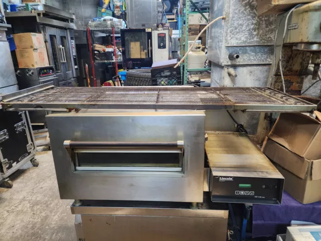 Lincoln Impinger 1132 Gas Conveyor Pizza Oven