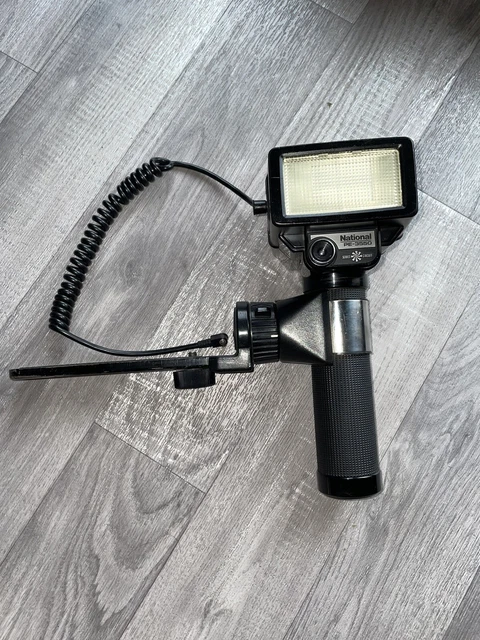 Flash National PE-2556 - Photo, audio & vidéo Flash National PE-2556 - Photo, audio & vidéo