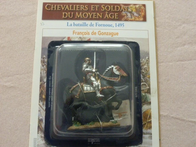 Plats d'étain Soldats casque à pointe et 2 roues - Flat tin