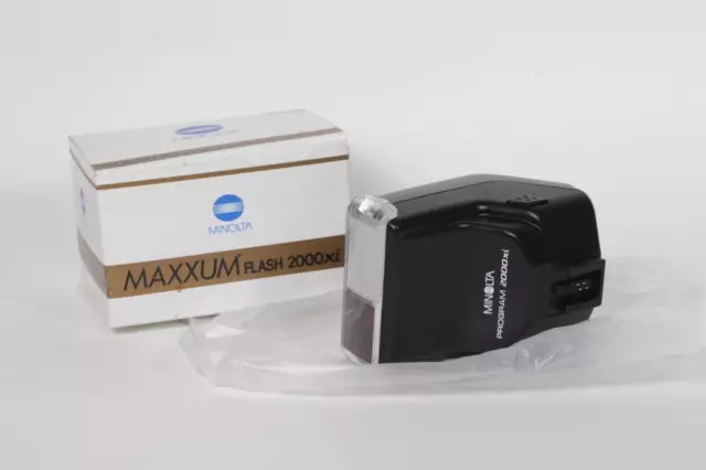 Minolta MAXXUM Program 2000xi Flash Unit For XI Series -  New Old Stock