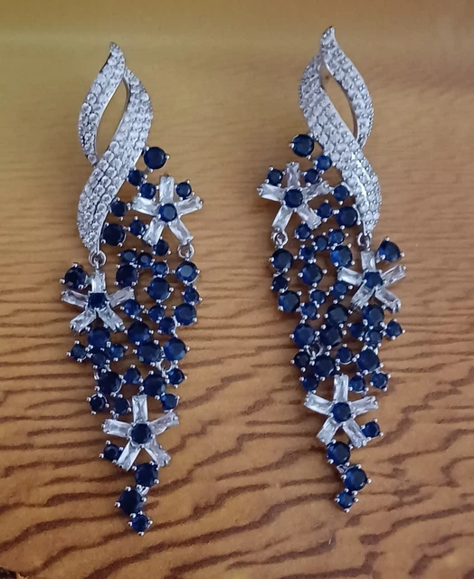 Boucles créoles acier doré et zircons blancs
