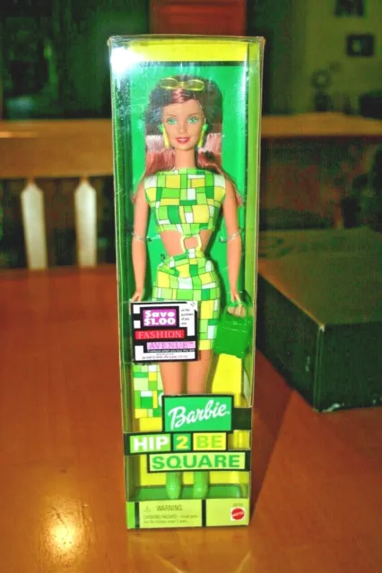 2000 NRFB Mattel Hip 2 Be Square Barbie Doll in Green/Red Hair