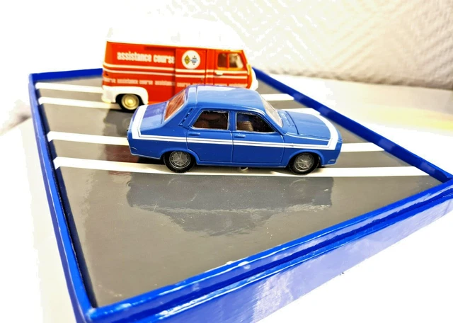 Boite Vitrine 1 43 Coffret Renault Gordini R12 + Estafette 1/43 Norev - Miniatures D'occasion Renault Boutique