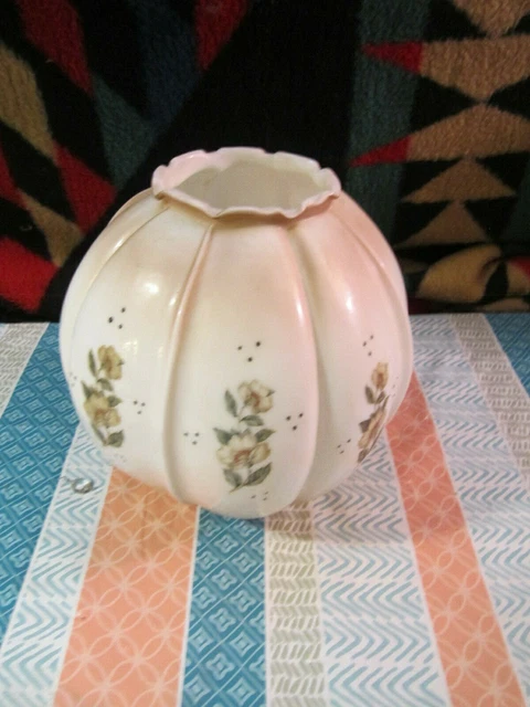 Antique Victorian  GWTW Round 9'' Globe Oil Banquet Lamp Ball Shade