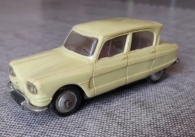 NOREV 1/43È - Citroën Ami 6 EUR 15,00 - FR NOREV 1/43È - Citroën Ami 6 EUR 15,00 - FR