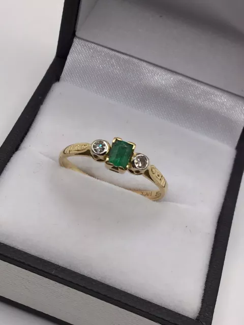 Antique Art Deco 18ct Gold + Platinum Emerald Diamond Trilogy Ring  Trio O 1/2