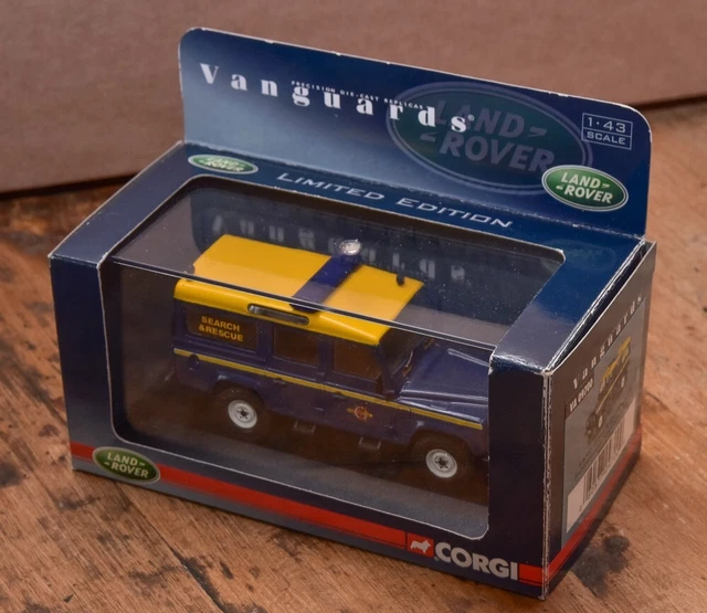 CORGI 1/43 LAND Rover Defender Diorama Calder Valley Rescue Team Box 134196 EUR 59,90 - DE