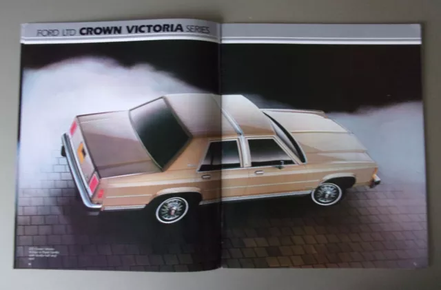 FORD LTD orig 1982 USA Mkt Sales Brochure - Crown Victoria Country Squire Wagon 3