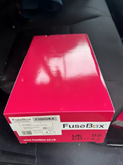 Fusebox F100GRA Metal Garage Consumer Unit 63A 30mA RCD & 6A+16A MCB Type A 18th
