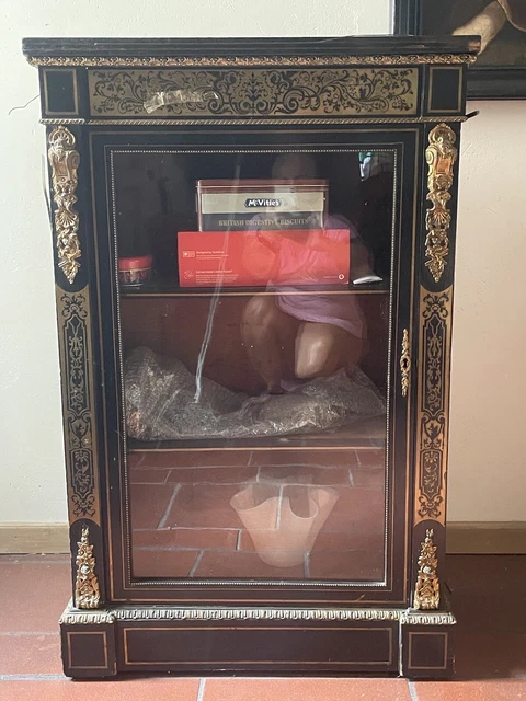 vetrinetta antica