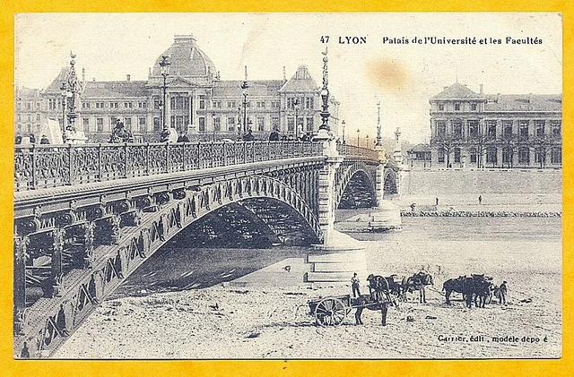 CARTE POSTALE ANCIENNE LYON Palais de l'Université et les facultés
