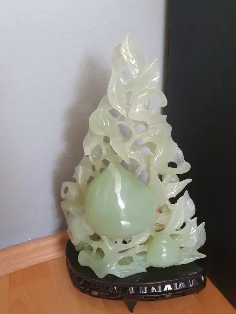 Chinesische   Xiu-Yan Jade Carving  Handgeschnitzte mit Original Box