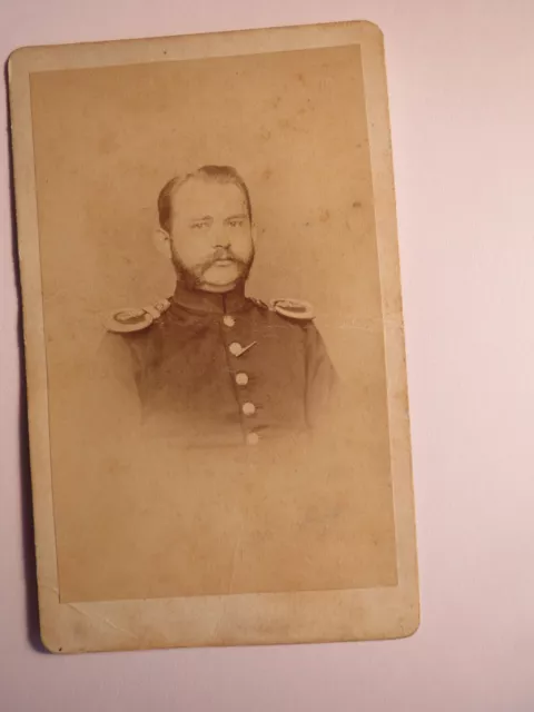 Eisenach - Soldat mit Bart in Uniform mit Epauletten - Offizier - Portrait / CDV