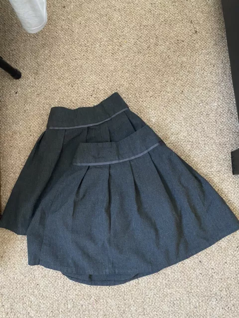 Girls 2 Grey Pleated School Skirts Age 6 Years