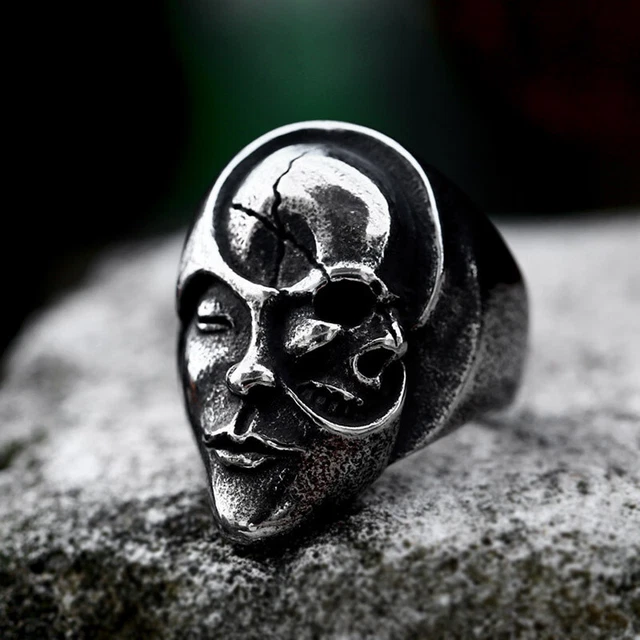 Biker Rocker Anello Teschio Con 2 con Faccine Acciaio Inox Biker Rocker Anello Teschio Con 2 con Faccine Acciaio Inox