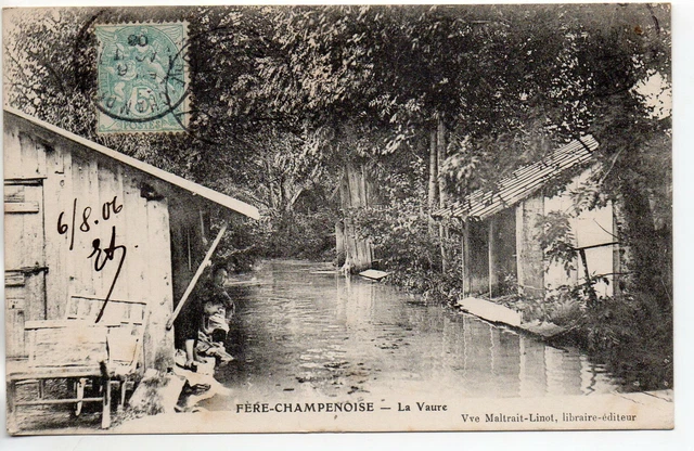 FERE CHAMPENOISE - Marne - CPA 51 - La Vaure - Lavoirs - Lavandieres