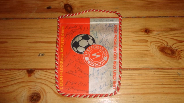 Wimpel BSG Sachsenring Zwickau FDGB Pokalsieger 1963 und 1967 mit Autogrammen