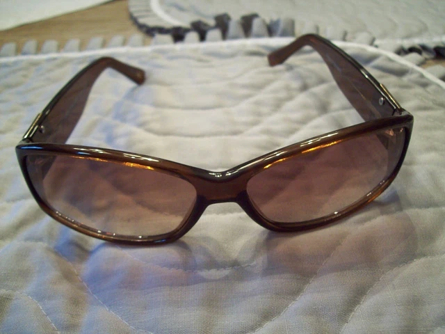 Fossil cat 2025 no 2 sunglasses