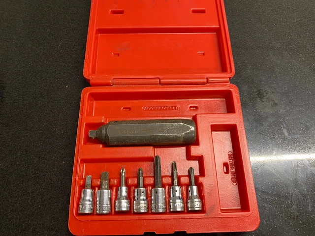 NEW SNAP ON 8 pc 3 8